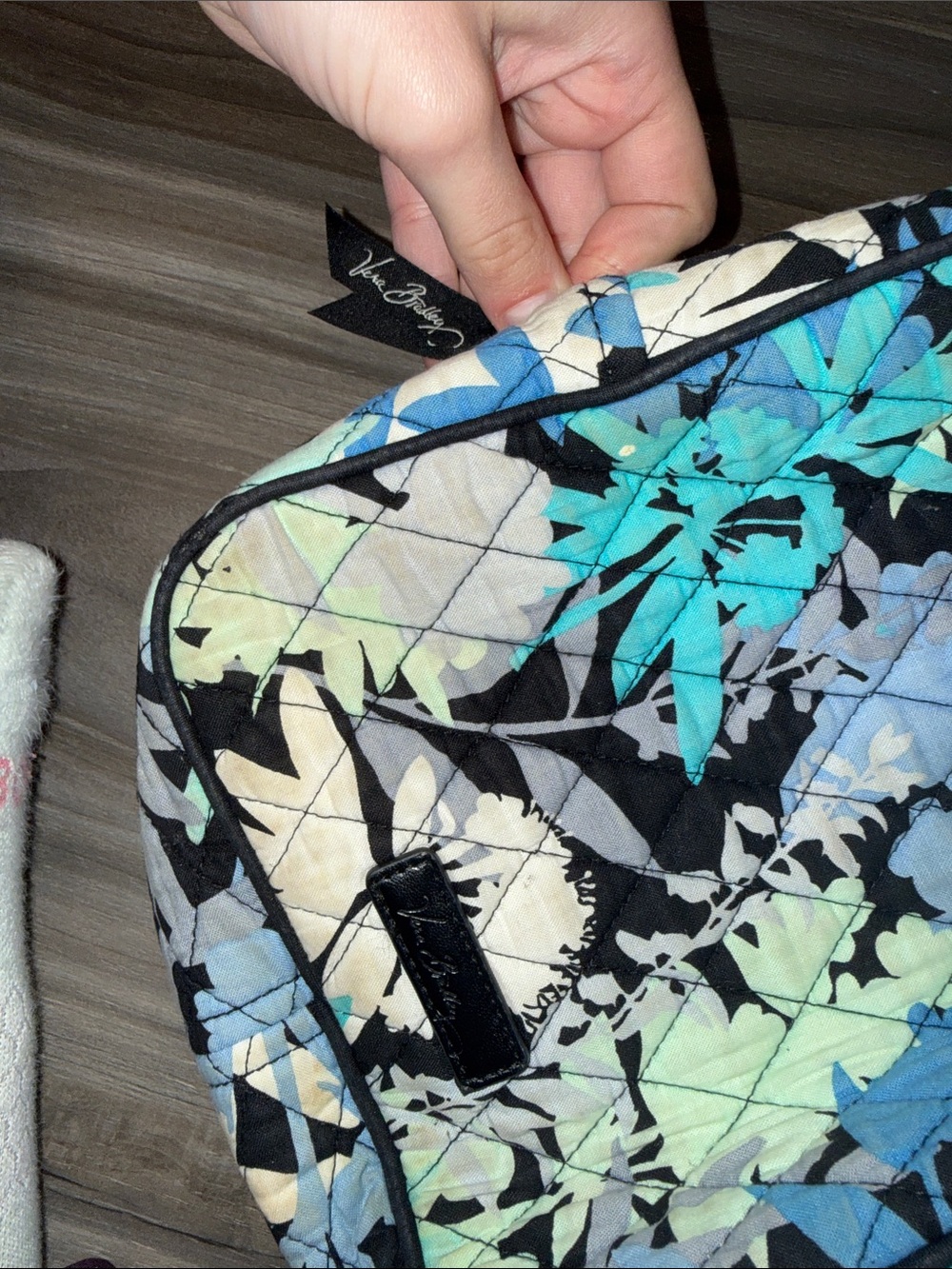Vera Bradley Quilted Floral Lunch Box Bunch Mini Bag - Blue, Black, Teal - Picture 2 of 6